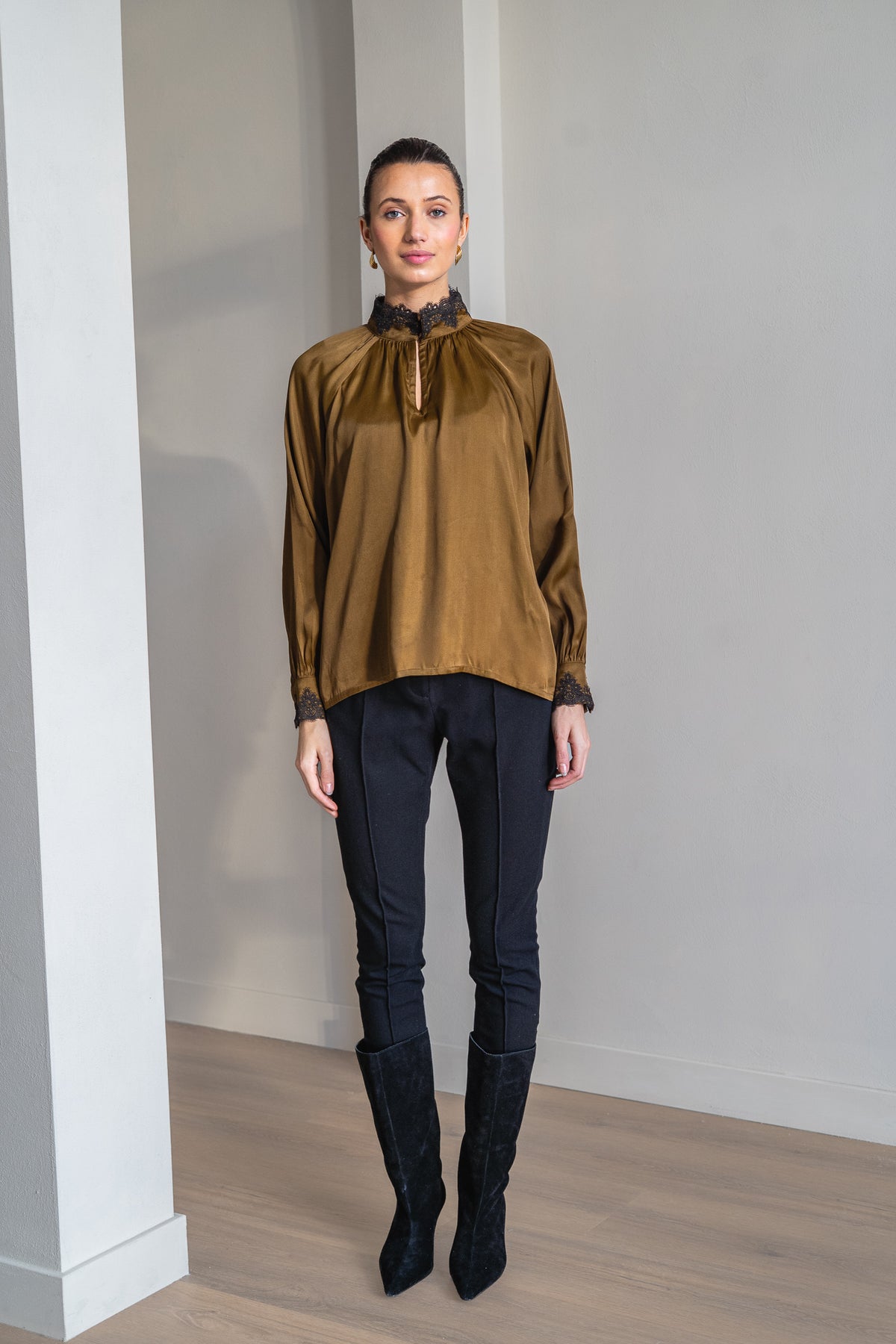 BRDR Moss Lace Blouse Blouse