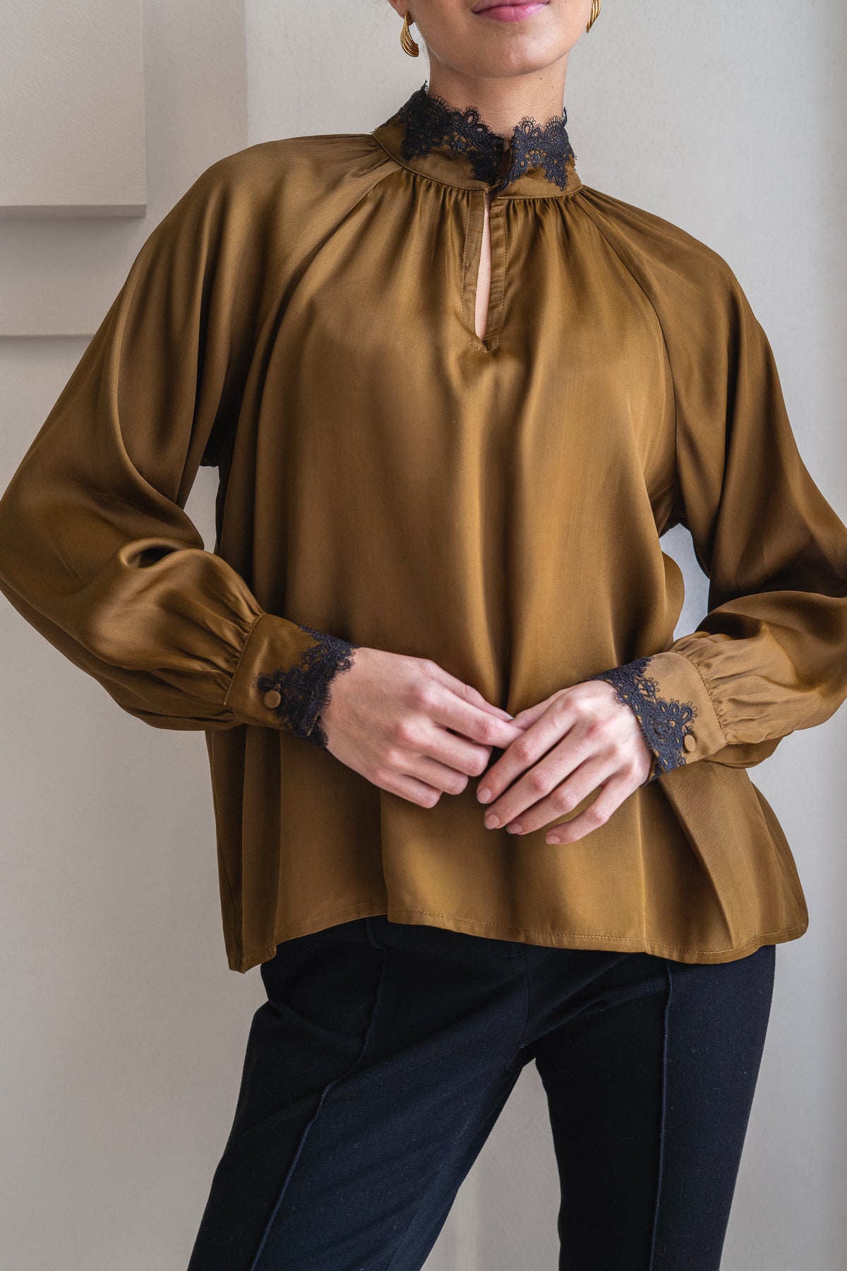 BRDR Moss Lace Blouse Blouse